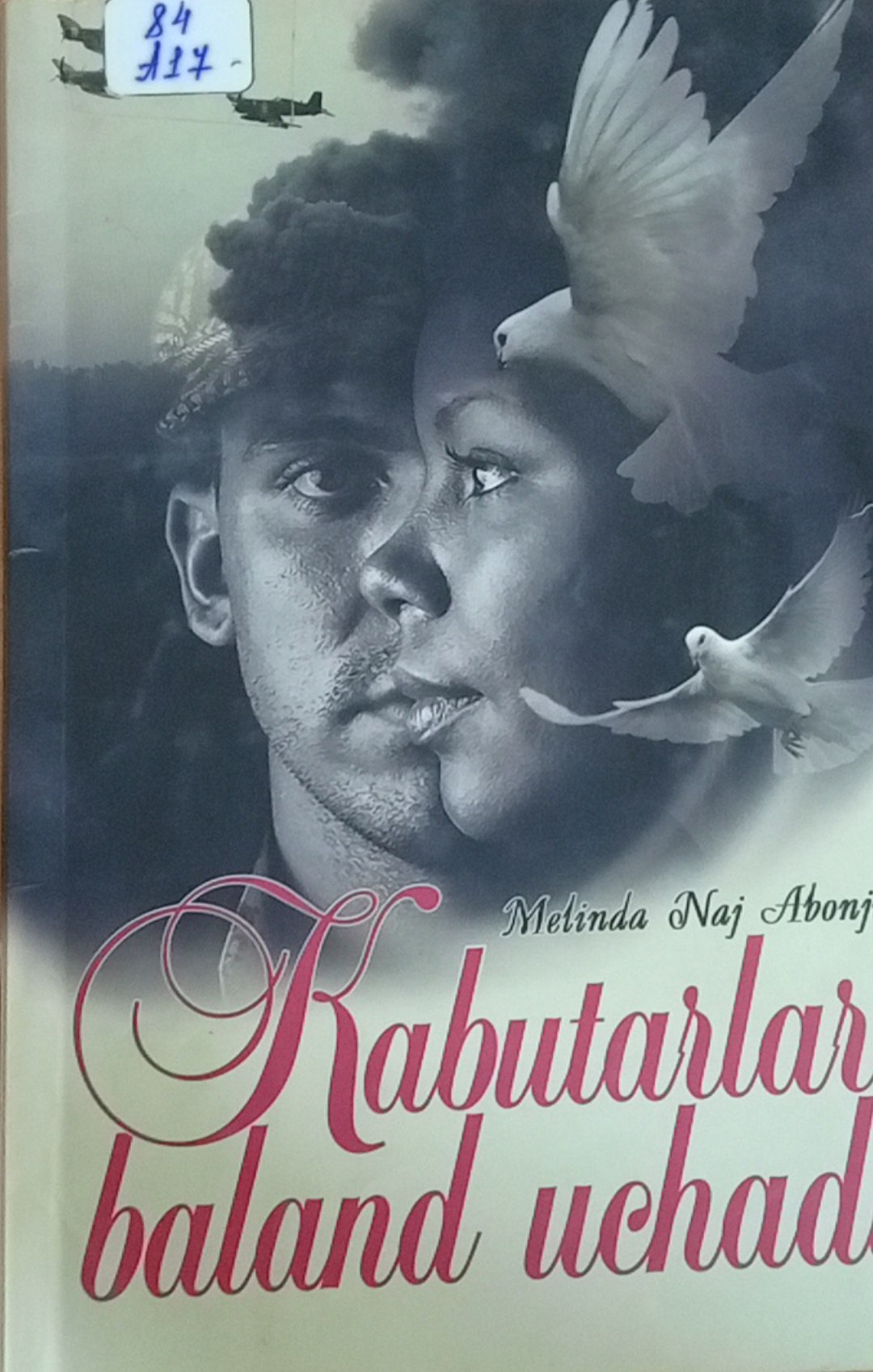 Kabutarlar baland uchadi